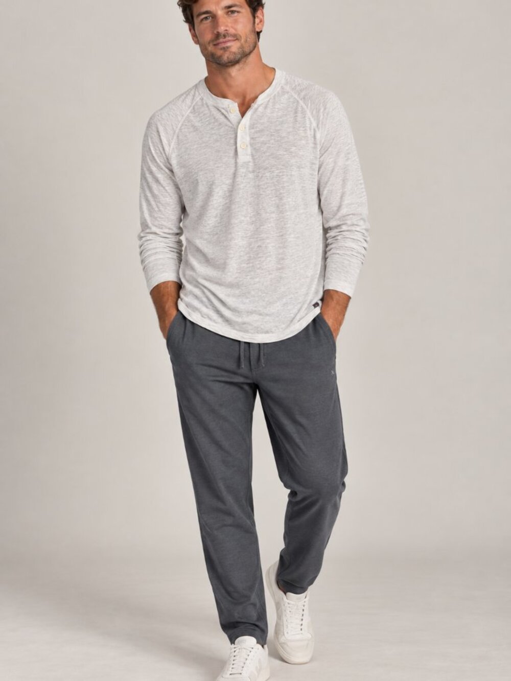 Faherty Cloud Cotton Long Sleeve Henley Shirt White/Light Gray Size Large
